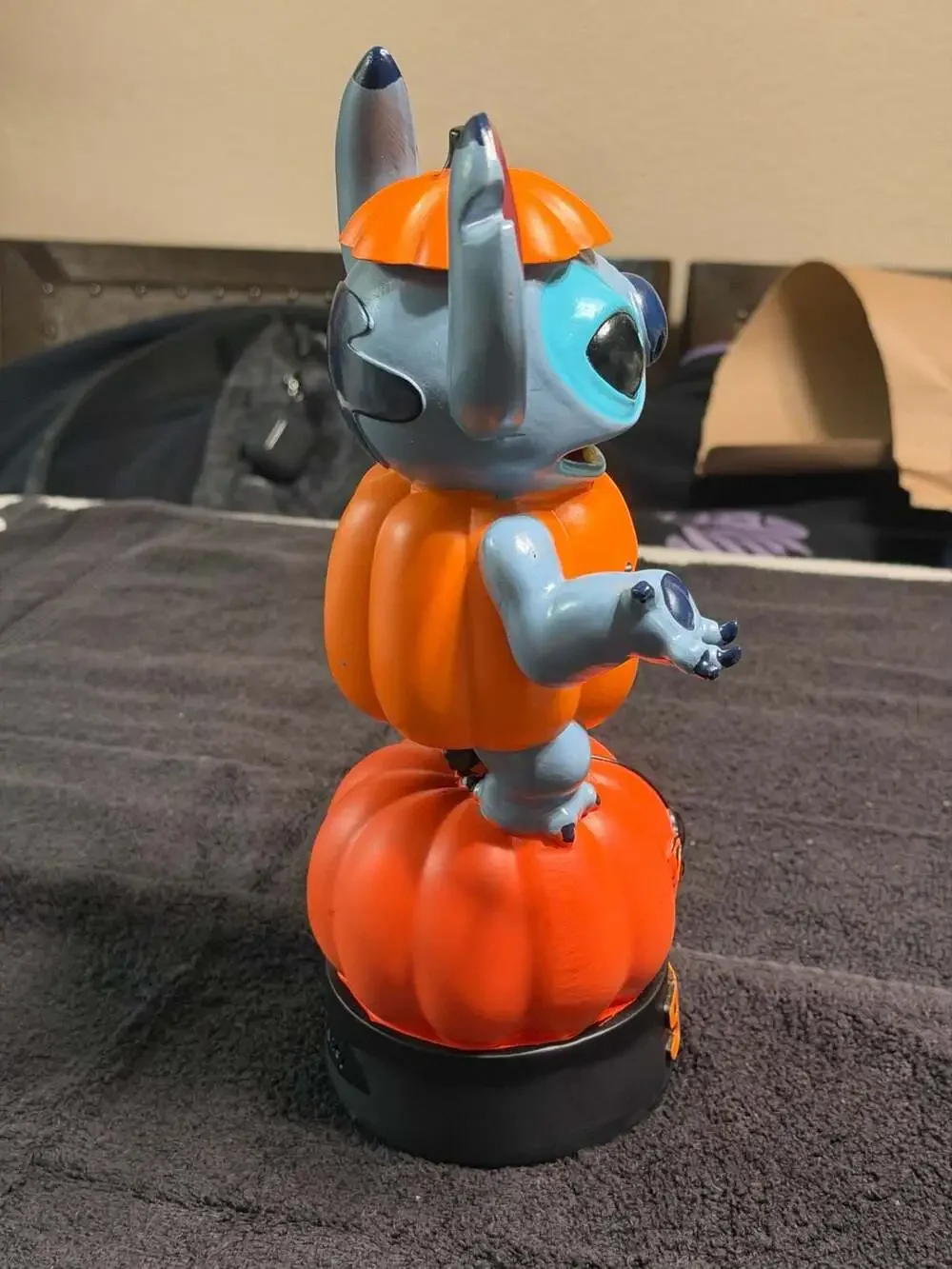 Disney Stitch in Pumpkin Costume Halloween Resin Figure Statue